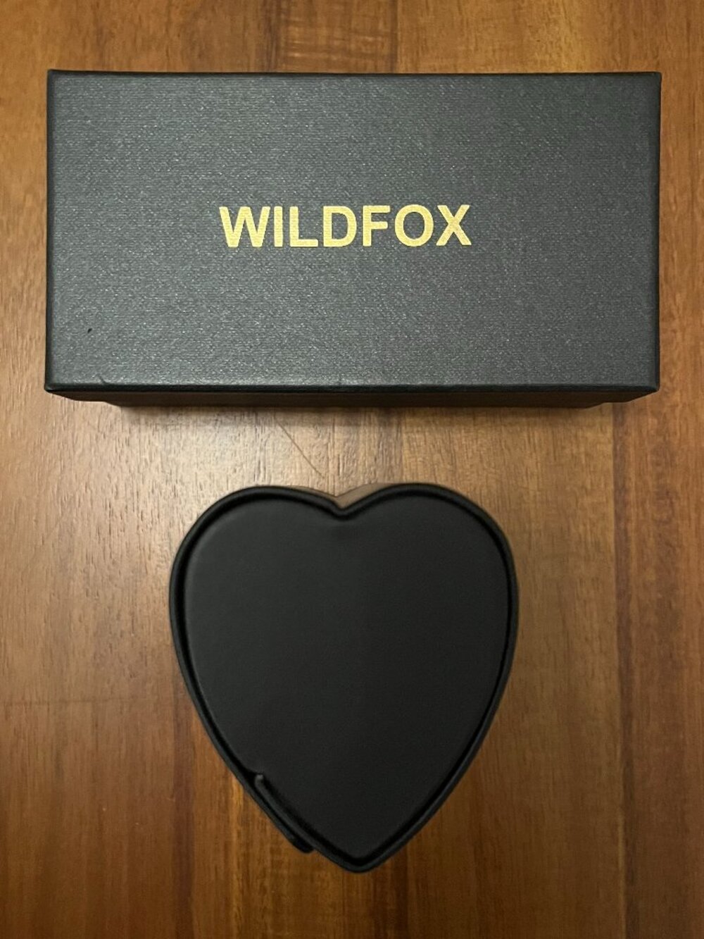 NEW Wildfox Lolita Heart Shaped Sunglasses Black Frames Blue Mirrored Lenses - Picture 5 of 11